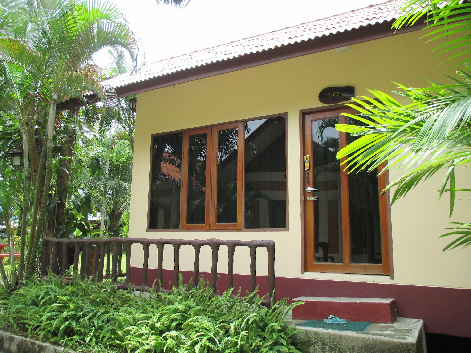 Happiness Resort Ban Klong Haeng Екстер'єр фото
