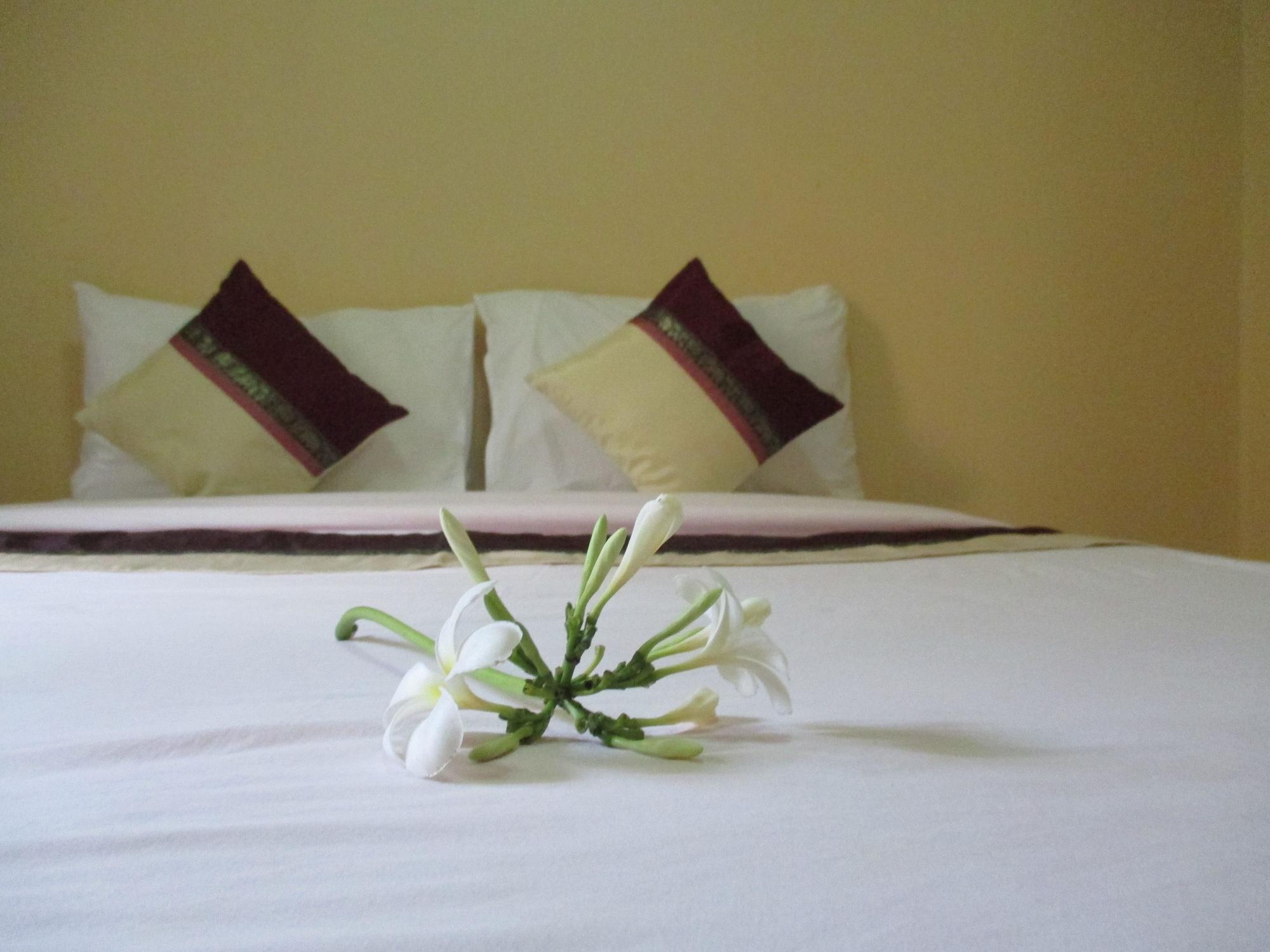 Happiness Resort Ban Klong Haeng Екстер'єр фото