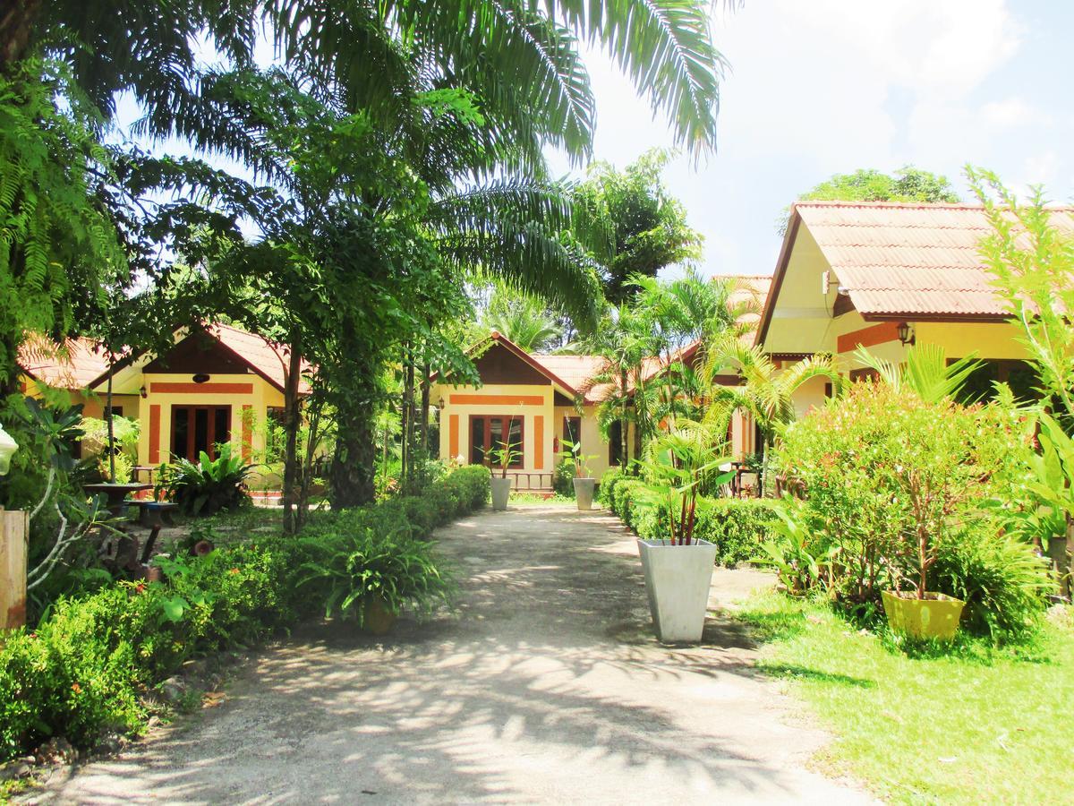 Happiness Resort Ban Klong Haeng Екстер'єр фото