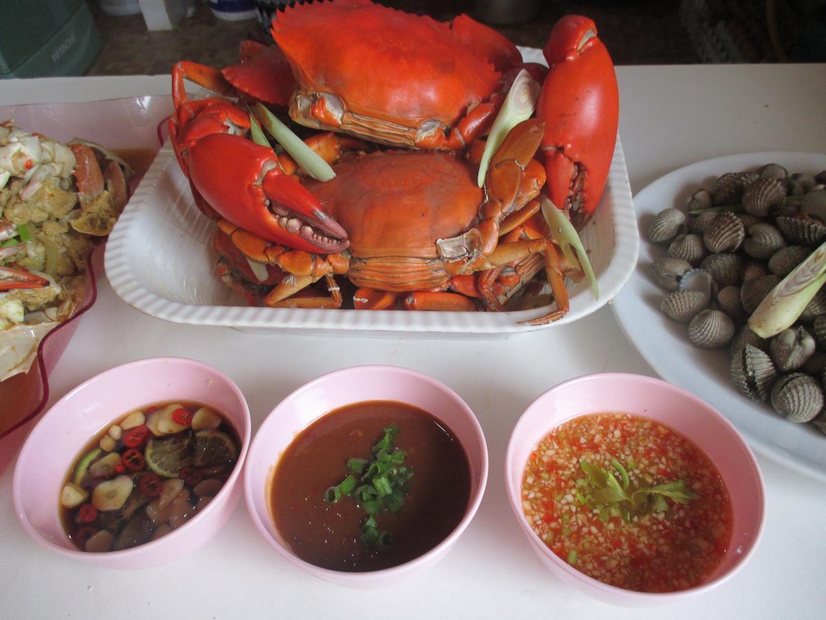 Happiness Resort Ban Klong Haeng Екстер'єр фото